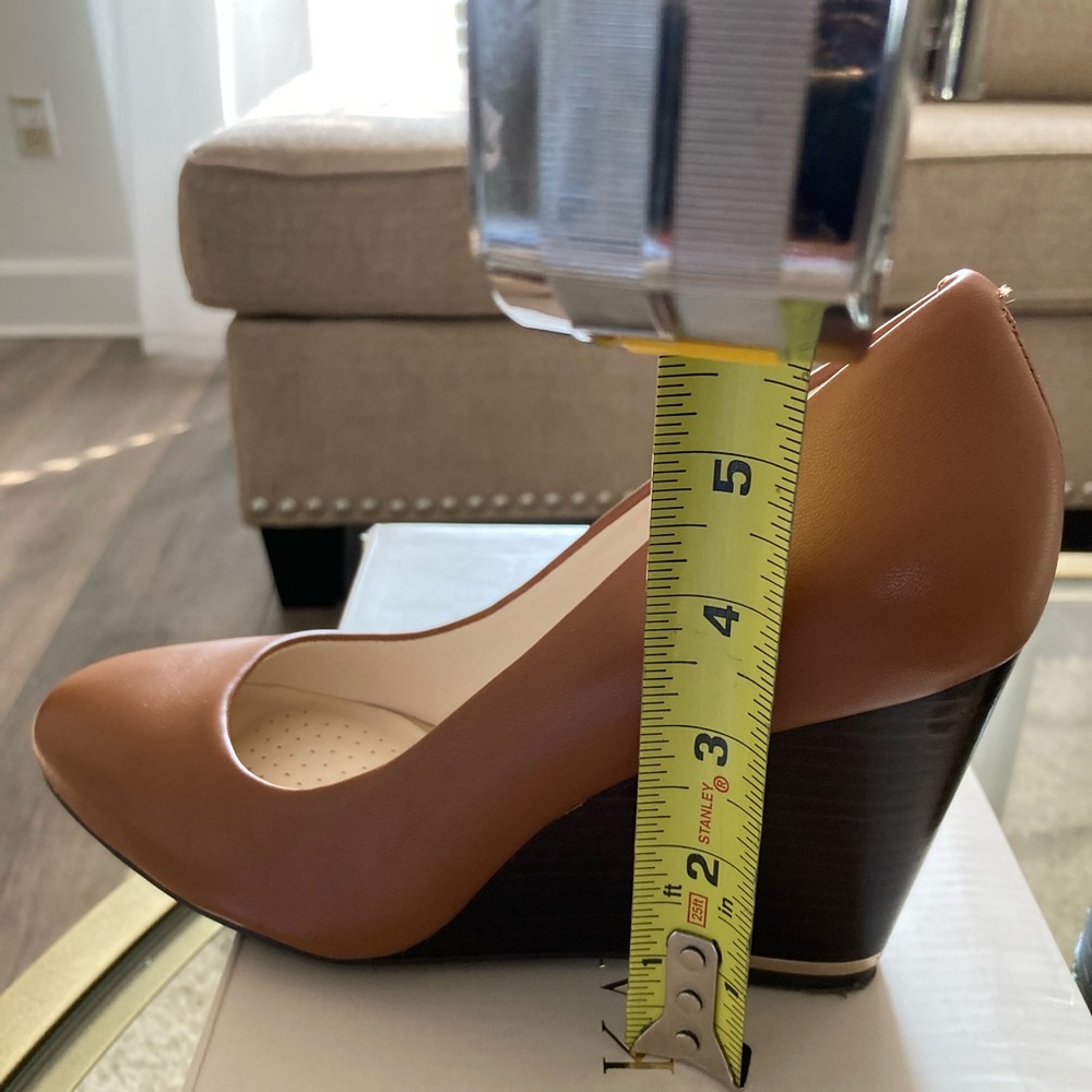 Heels. Wedges. - Picture 9 of 11